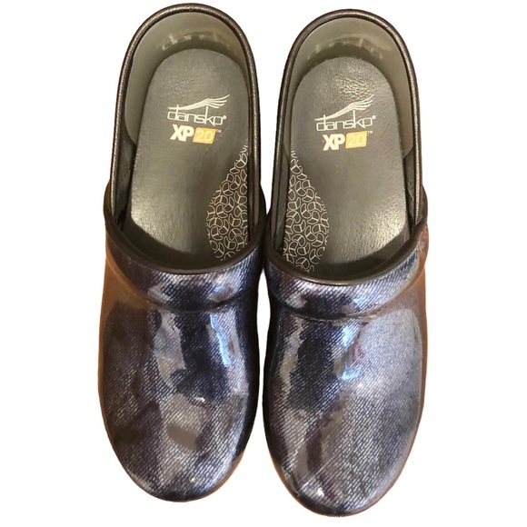 Dansko Blue/Black, Patent Leather Clogs, Size 39/8.5 - Picture 1 of 8